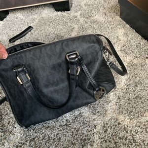 Michael kors purse  Hamilton” & “like new